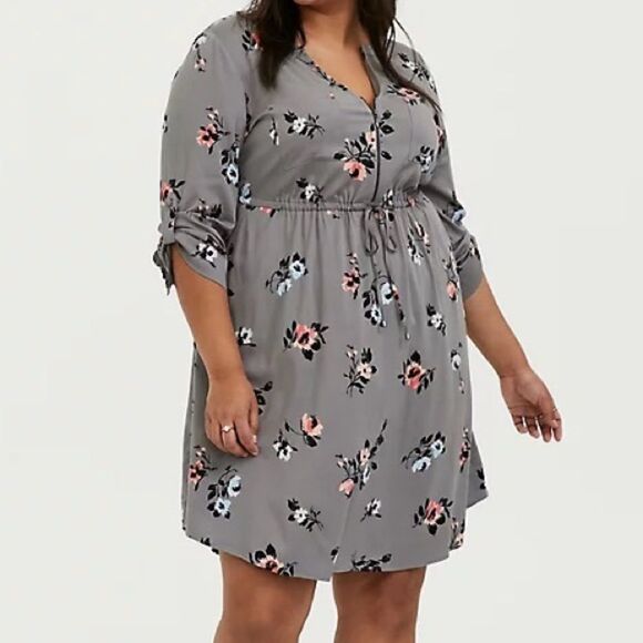 TORRID GREY FLORAL CHALLIS ZIP FRONT DRAWSTRING SHIRT DRESS - Picture 9 of 9